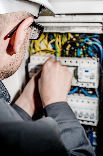 Münchener Elektriker im 24h Notdienst